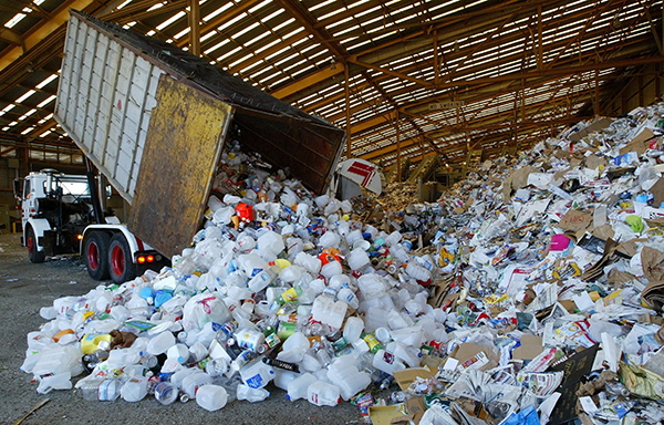 Thu gom rác thải công nghiệp - Thu Mua Phế Liệu Anh Huy Hùng - Công Ty TNHH Môi Trường Anh Huy Hùng